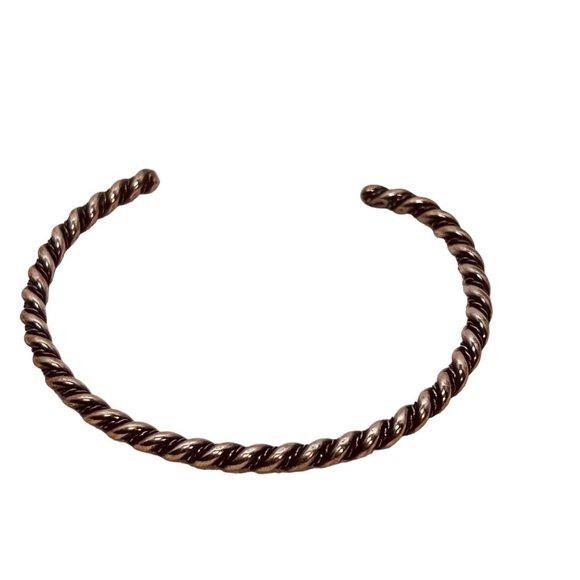 Pair Of Twisted Sterling Silver Cuff Bracelets - Picture 2 of 6